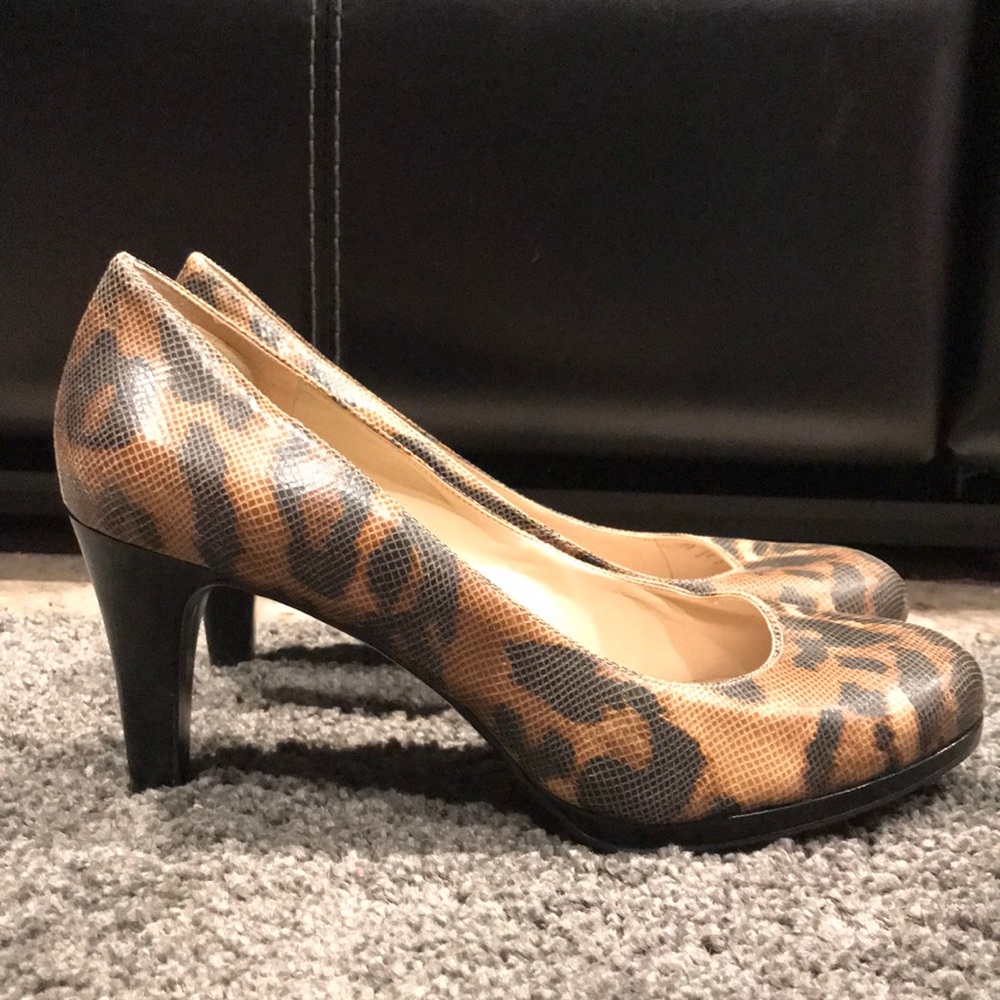 Naturalizer Leather Leopard Pump, Women’s Sz 10